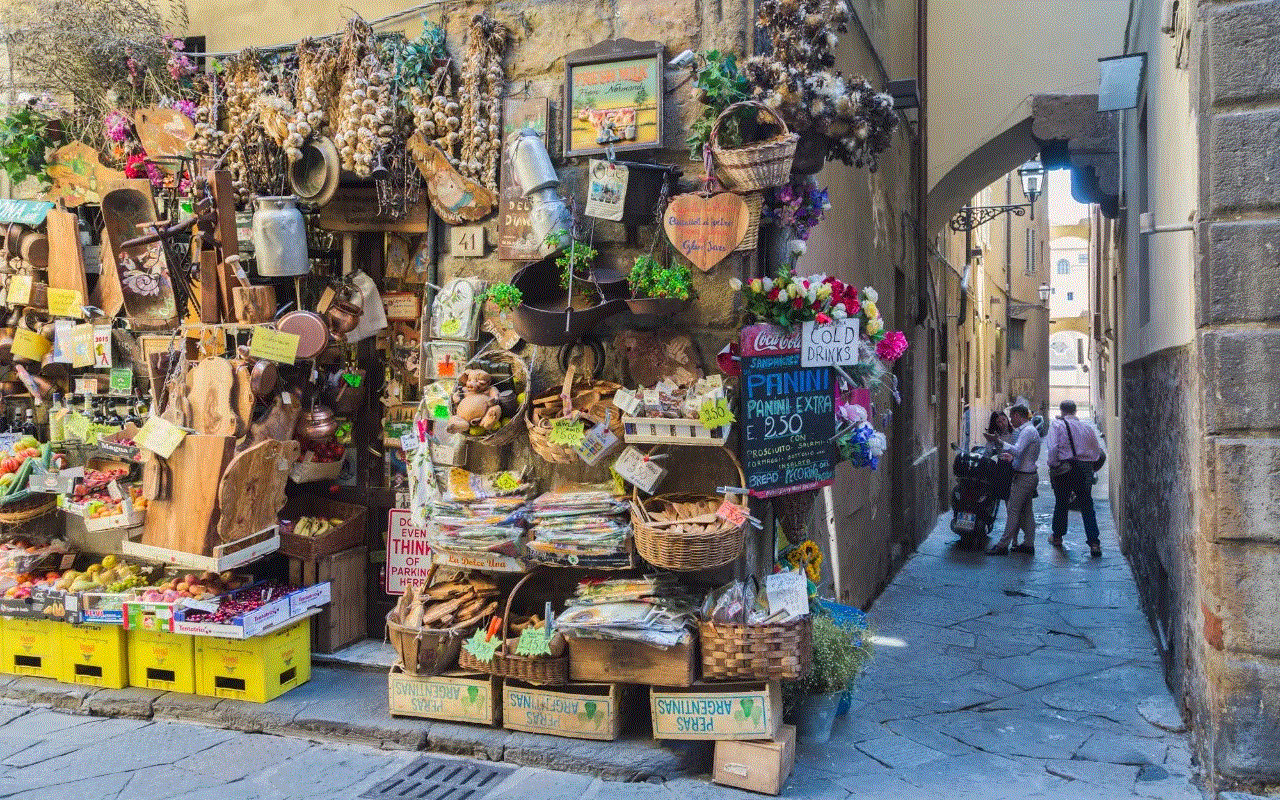 a shop in an alley way in Florence